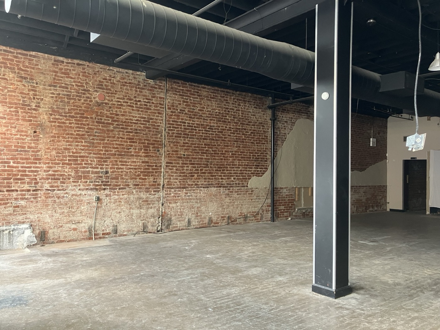 825 Main Street · Unit 1 interior
